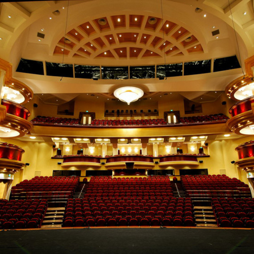 tyumen theater building